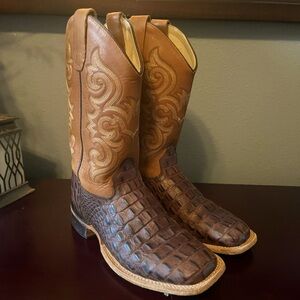 Old West boys chocolate crocodile boot size 5.